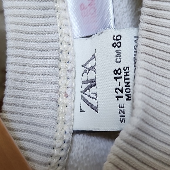 Zara Sweatshirt 12 - 18 M - Picture 4 of 4